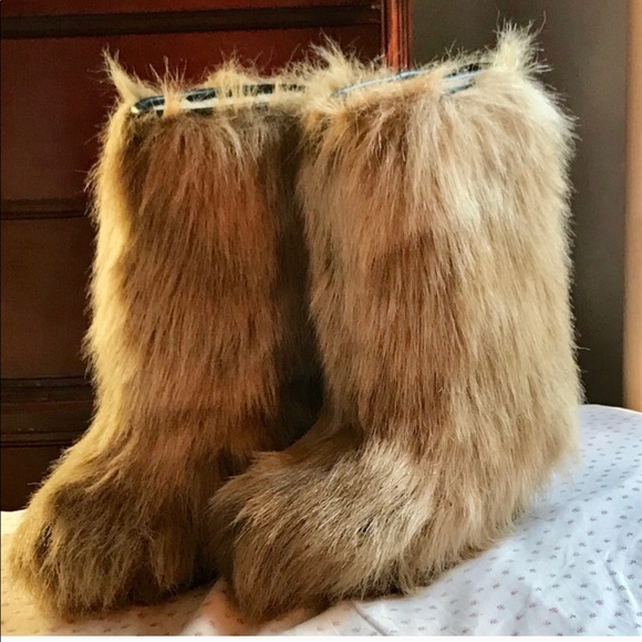 pajar fur boots